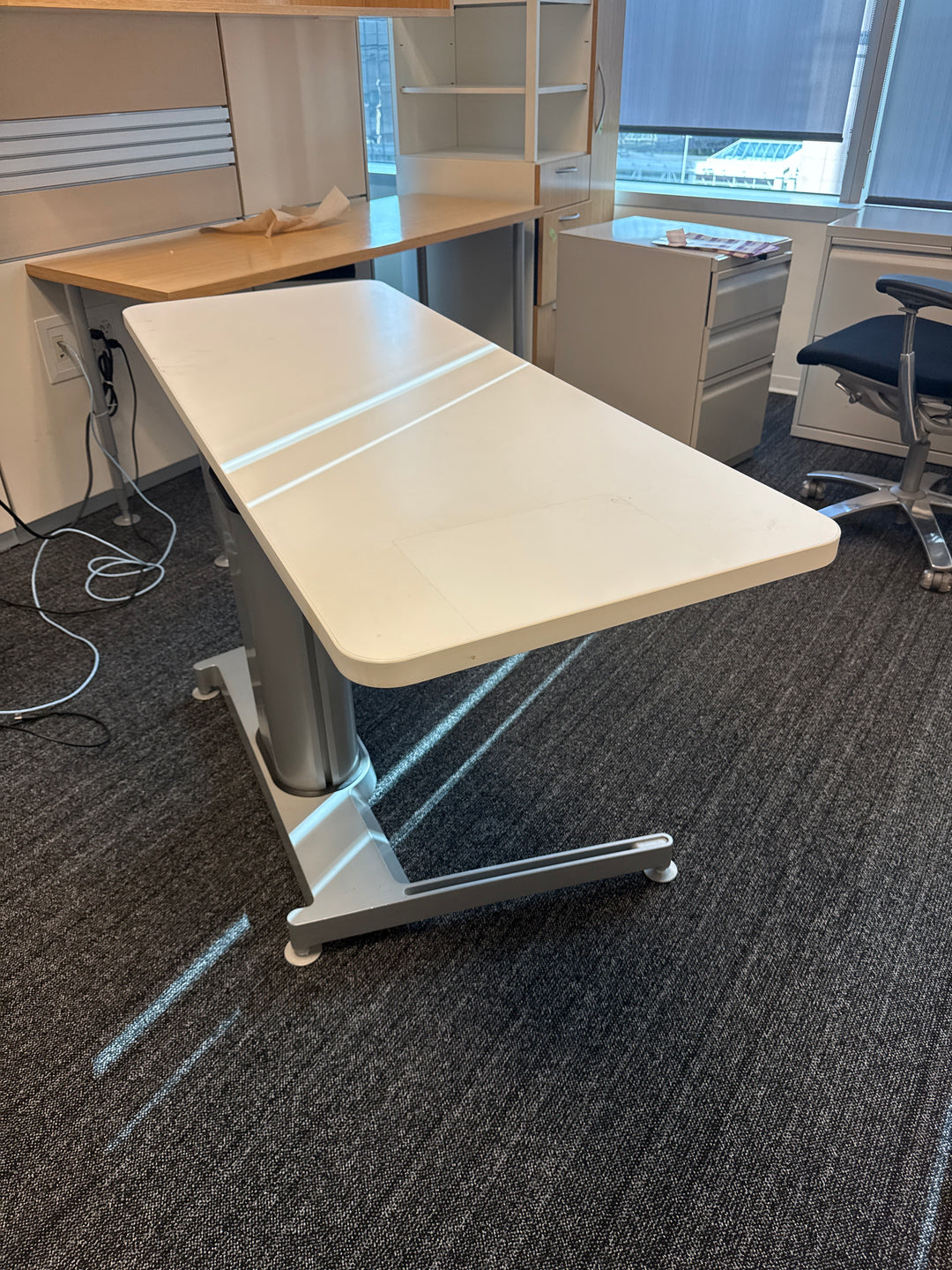5' Steelcase Airtouch Sit Stand Desk