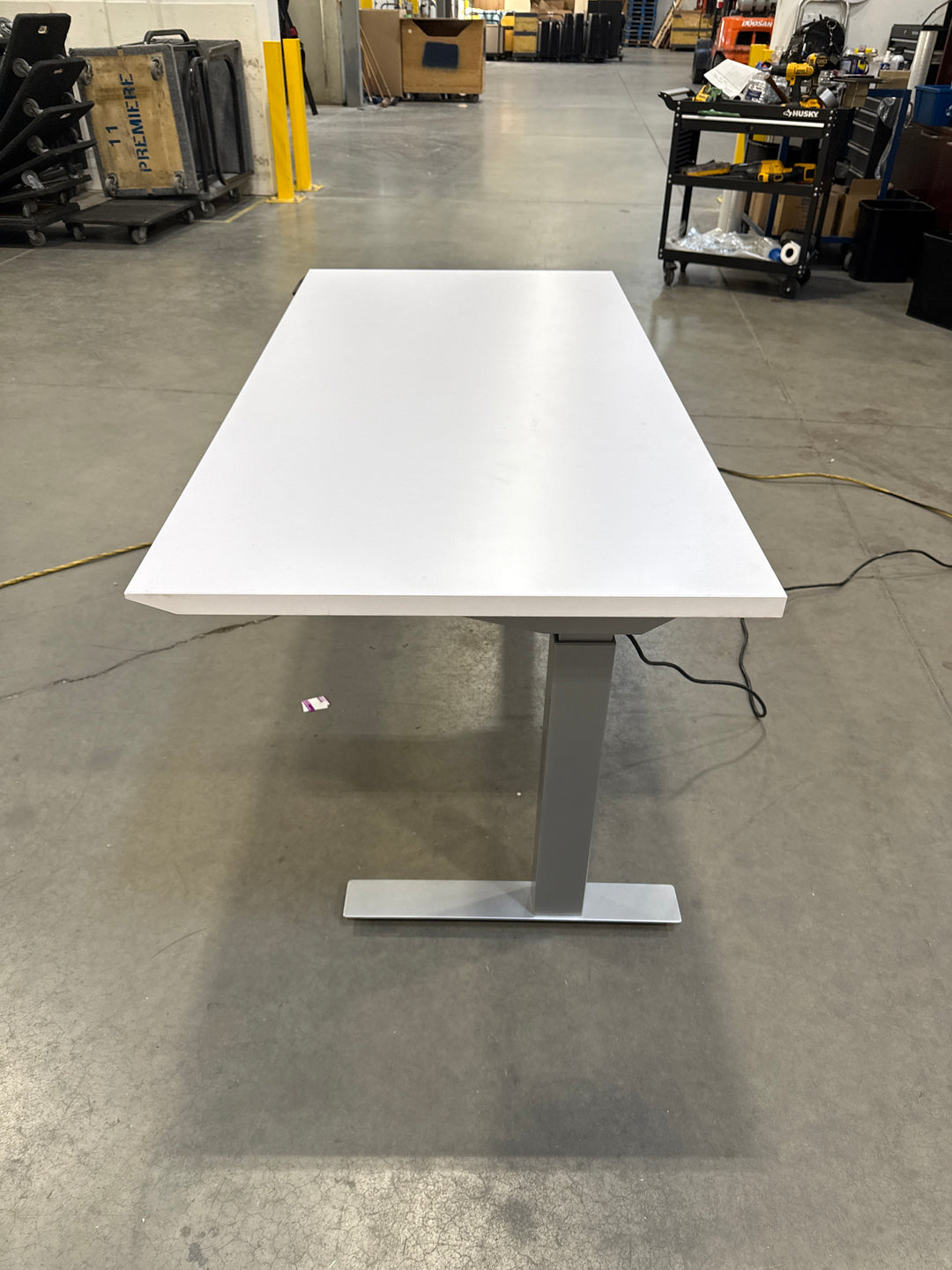 Knoll 5’ Electronic Sit Stand Desk