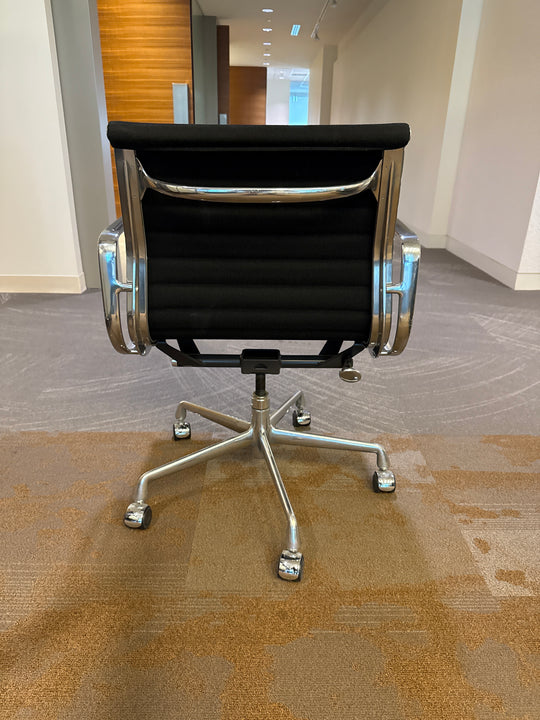 Fabric Meeting Chair