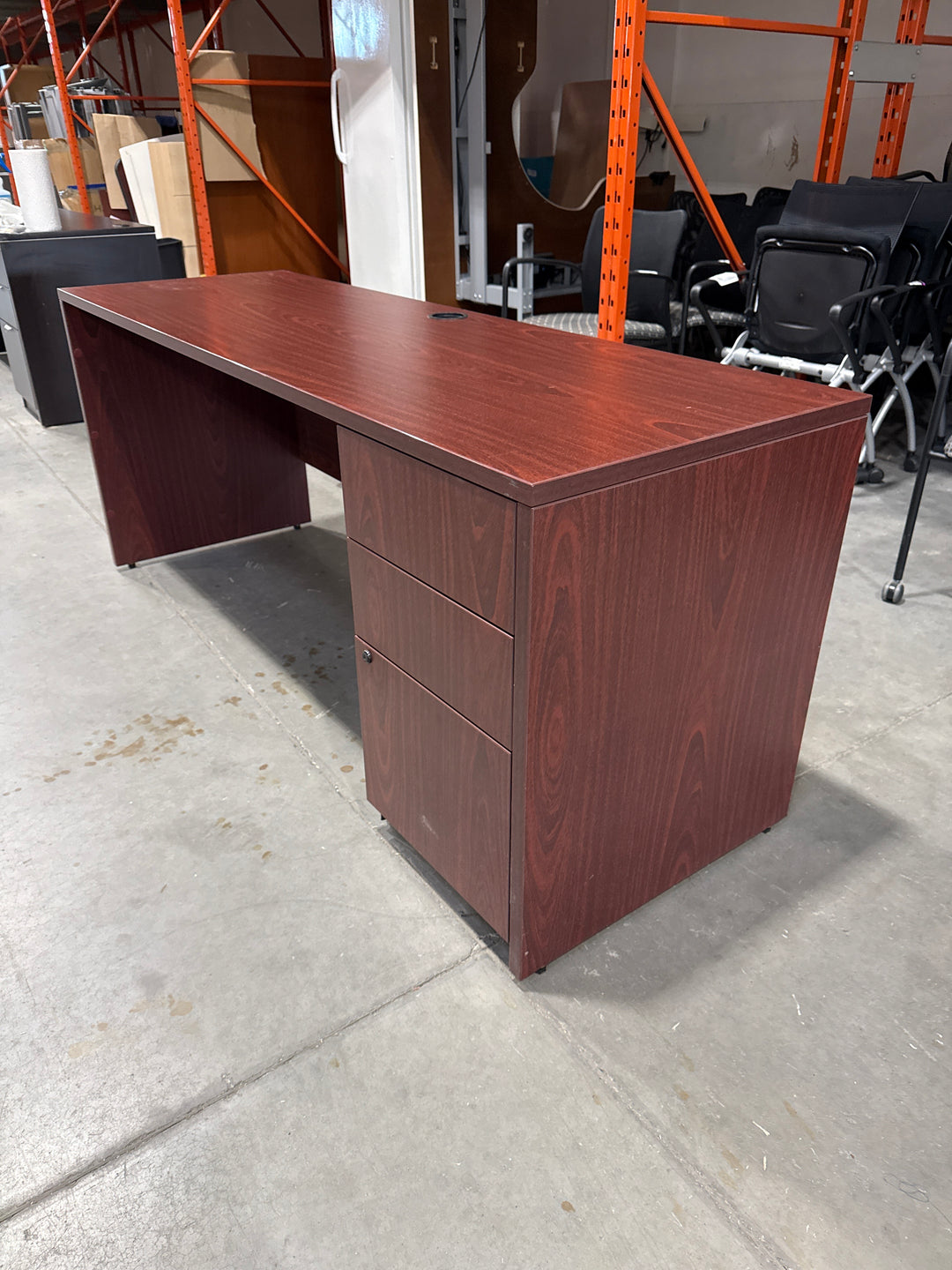 6' Straight Desk w/BBF Ped
