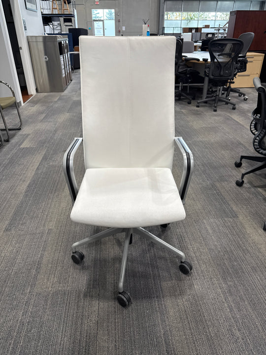 Davis ‘Body’ High Back Leather Meeting Chair