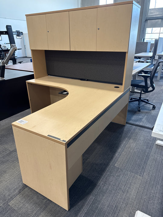 L-Shape Desk w/Hutch and BBF Ped