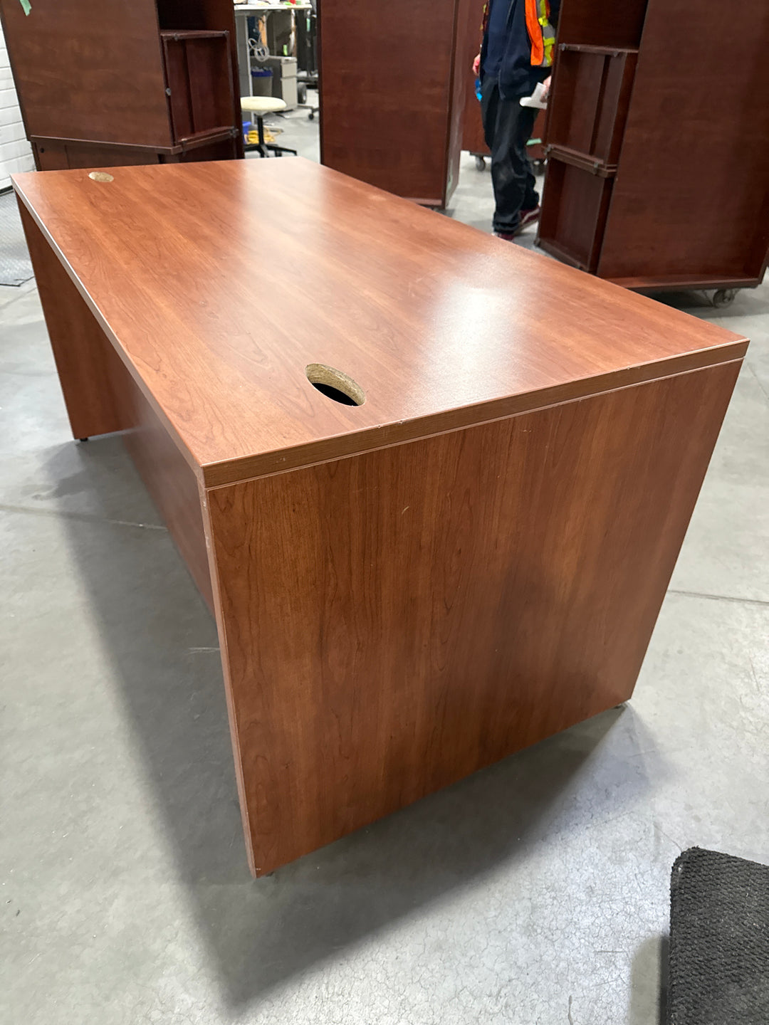 Straight Desk (No Grommets)