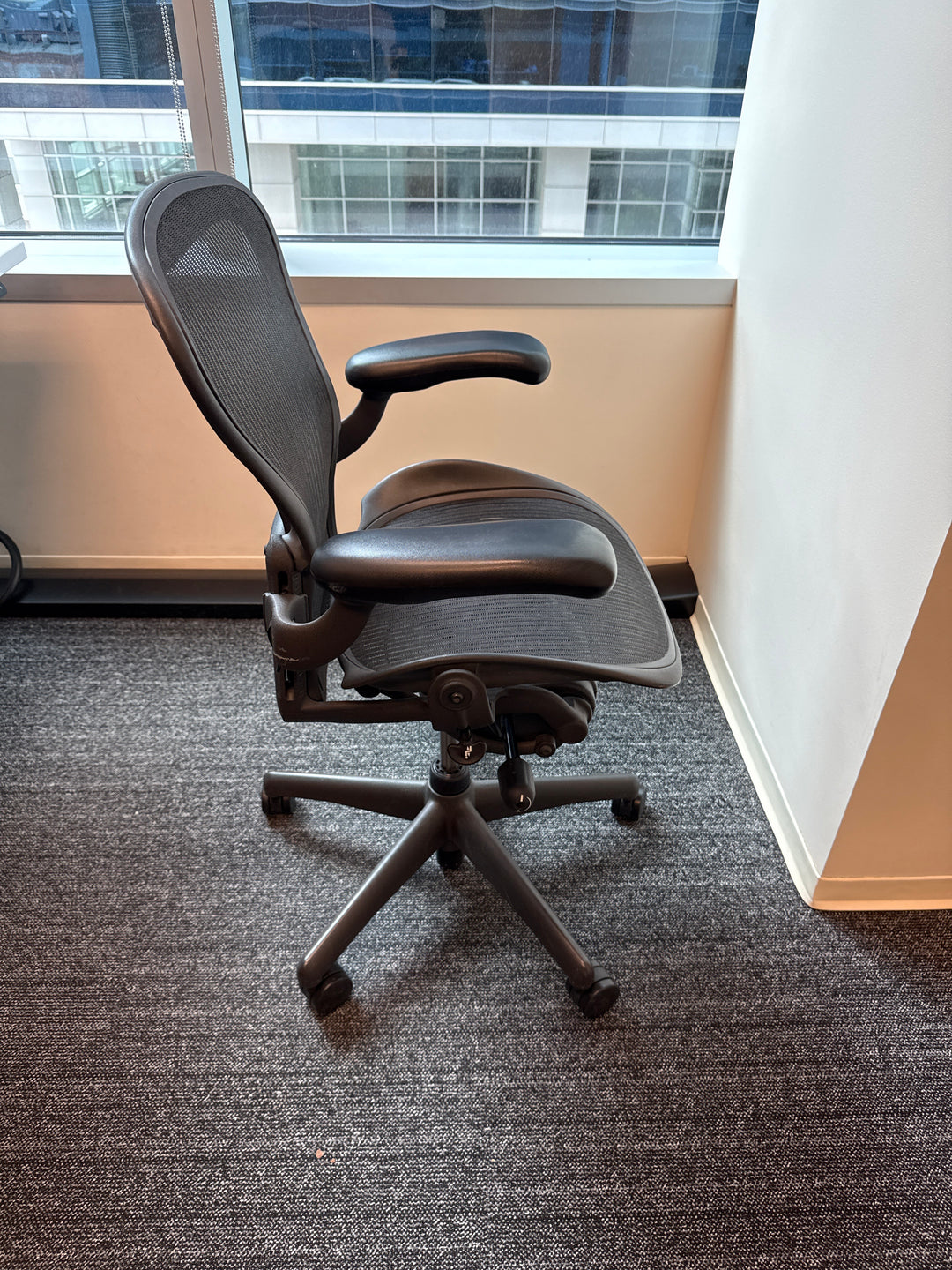 Herman Miller Aeron Size A Task Chair