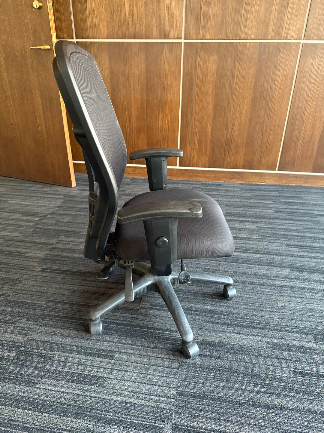 Mesh High Back Task Chair