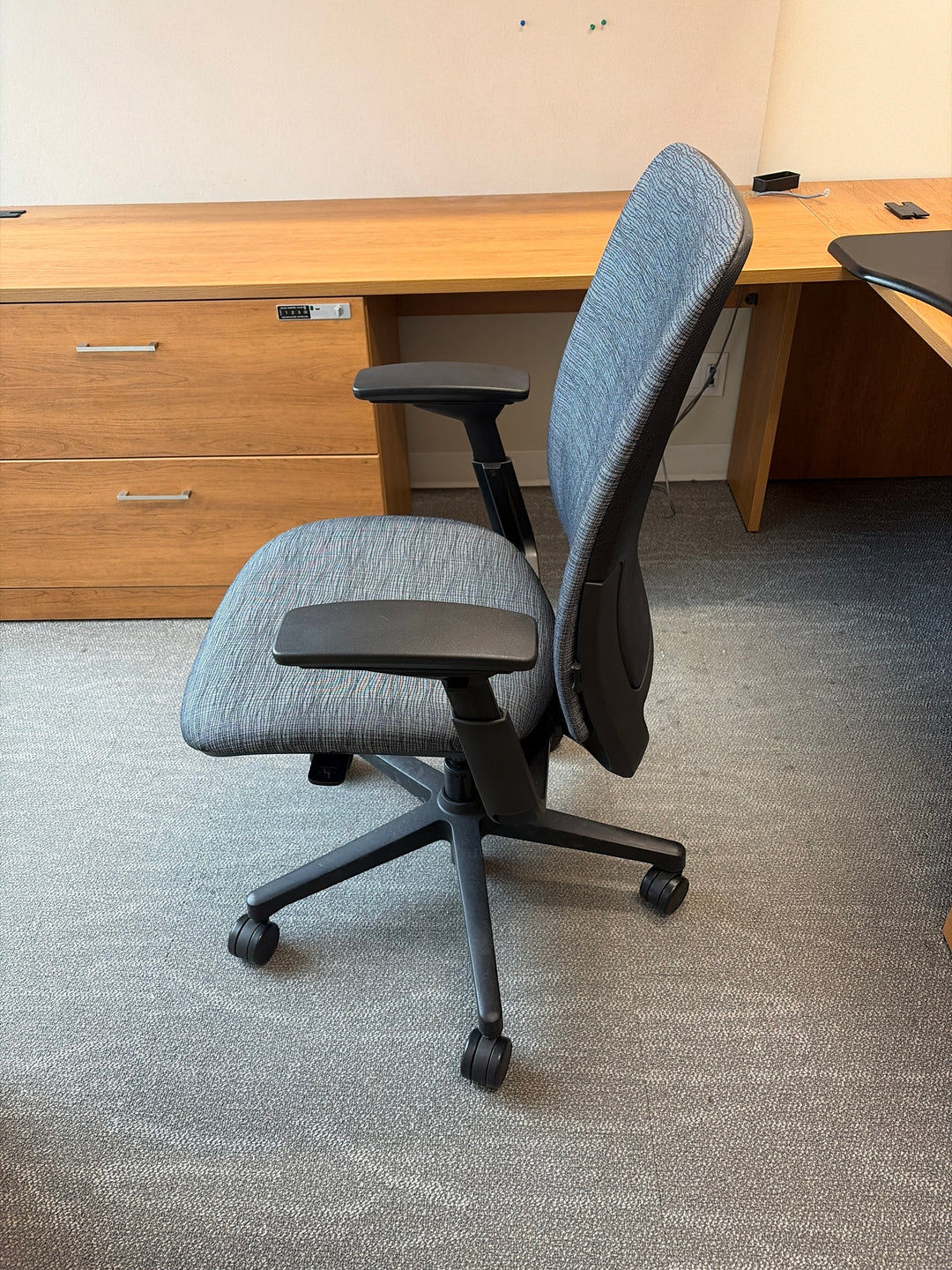 Steelcase Amia Task Chair