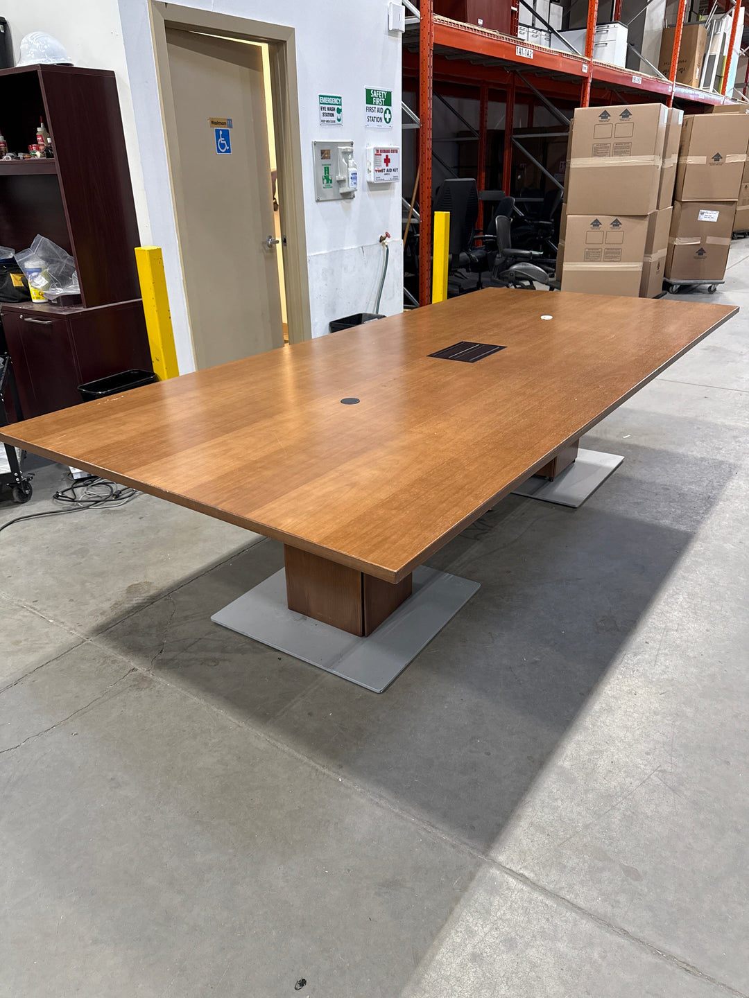 10’ Rectangle Boardroom Table w/Electrical