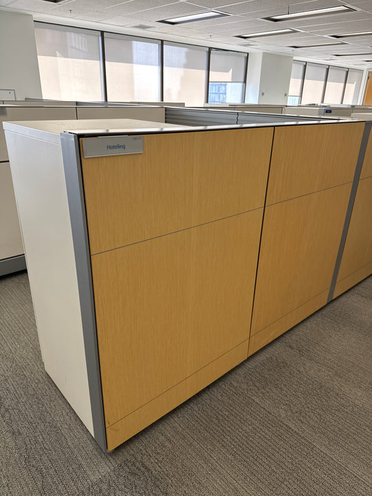 Teknion 6' x 6' L-Shape Workstation w/Storage Tower
