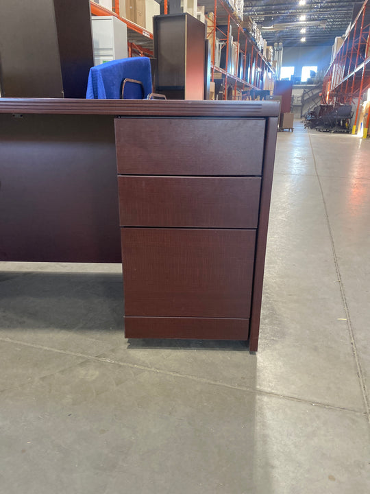 6' Bow Front Straight Desk w/BBF Ped