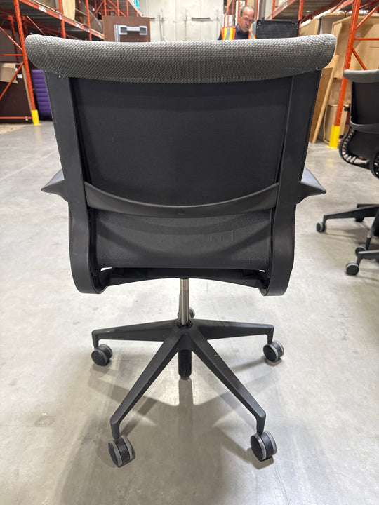 Herman Miller Setu Meeting Chair
