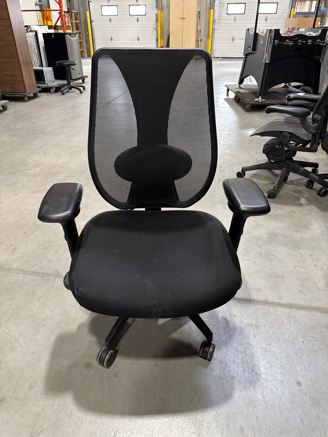 Ergocentric Task Chair