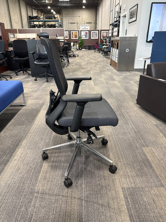 Workspace48 Compass Task Chair