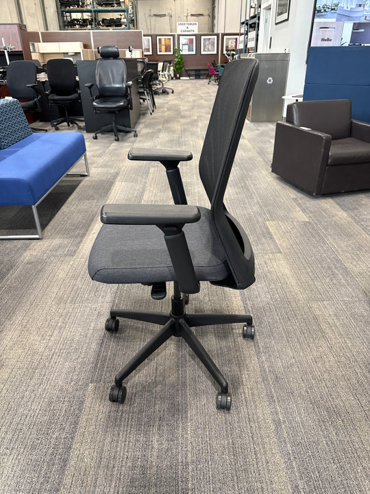 Workspace48 Essence Task Chair