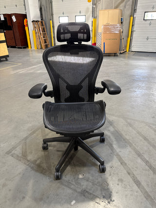 Herman Miller Aeron Size B w/Headrest