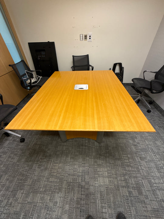 5’ Rectangle Boardroom Table w/Electrical