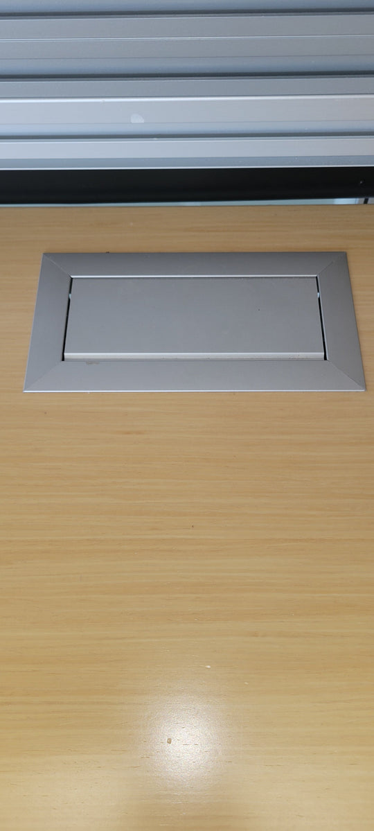 Teknion L-Shape Desk w/Hutch, Surface Power and BBF Ped