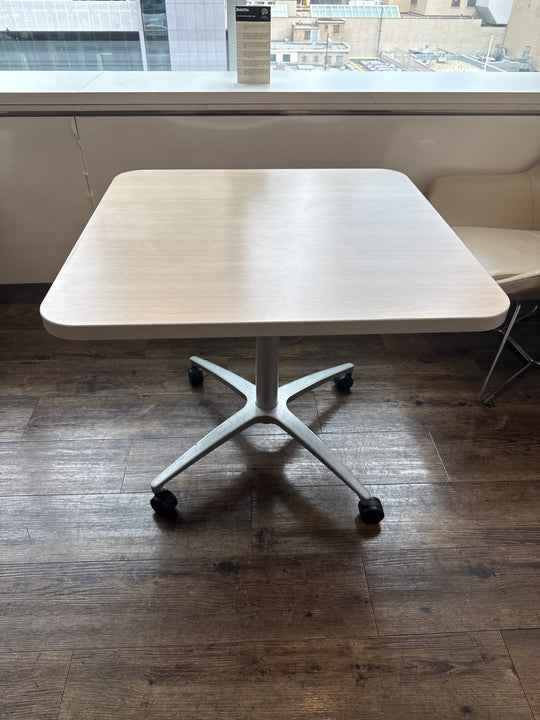 32” Mobile Square Table