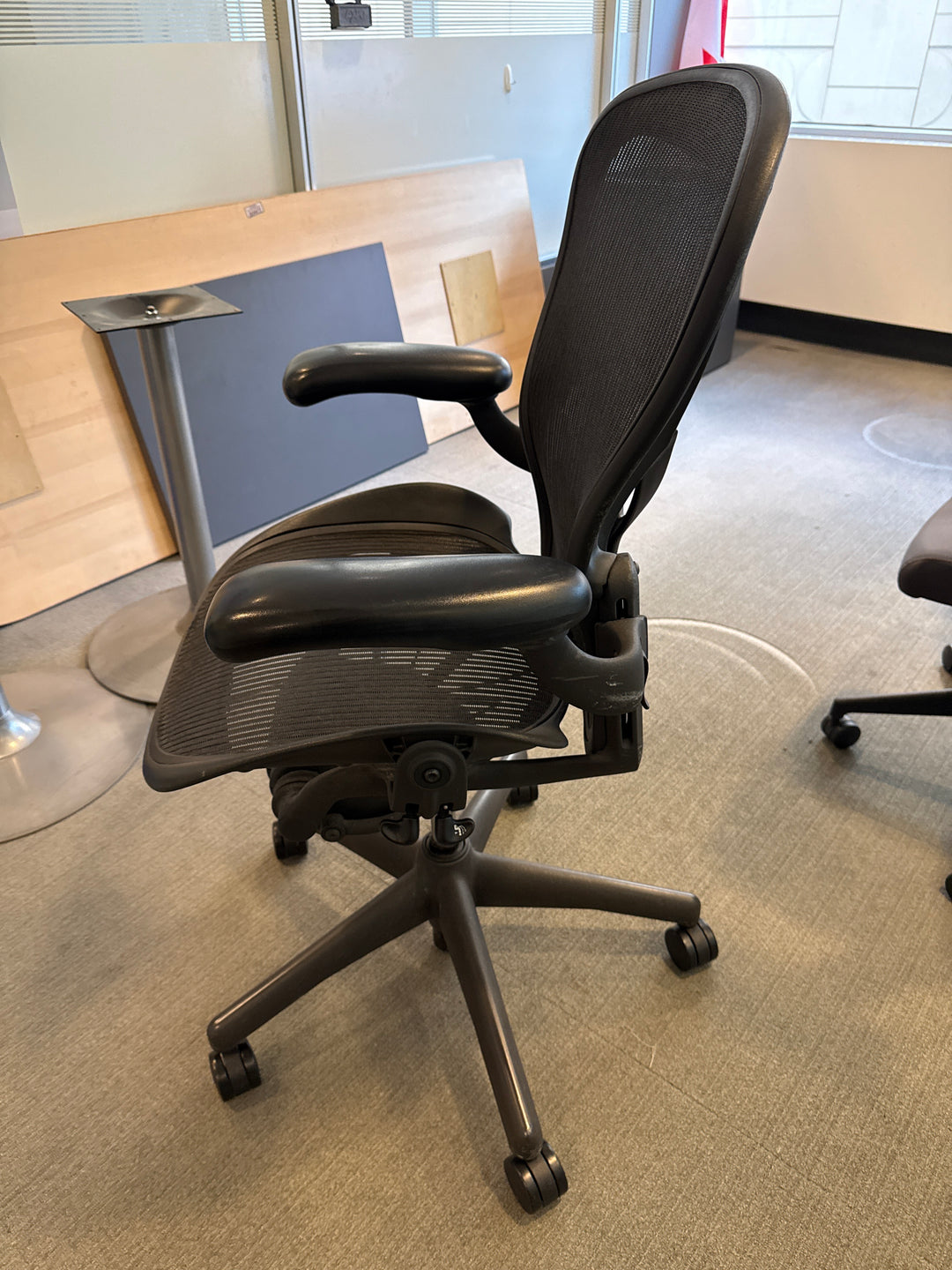 Herman Miller Aeron Size B Task Chair