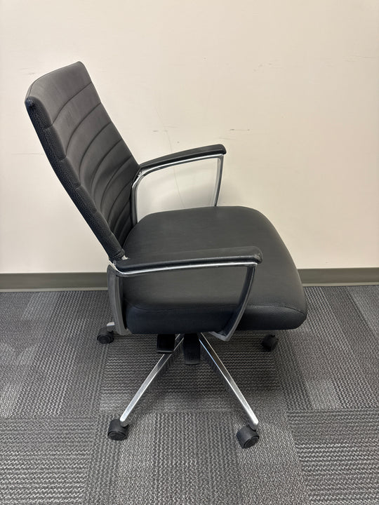 Global Leather Meeting Chair