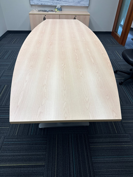 10' Boatshape Boardroom Table