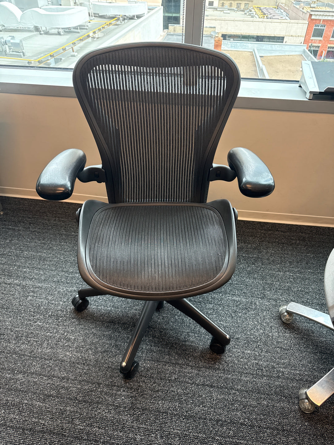 Herman Miller Aeron Size B Task Chair