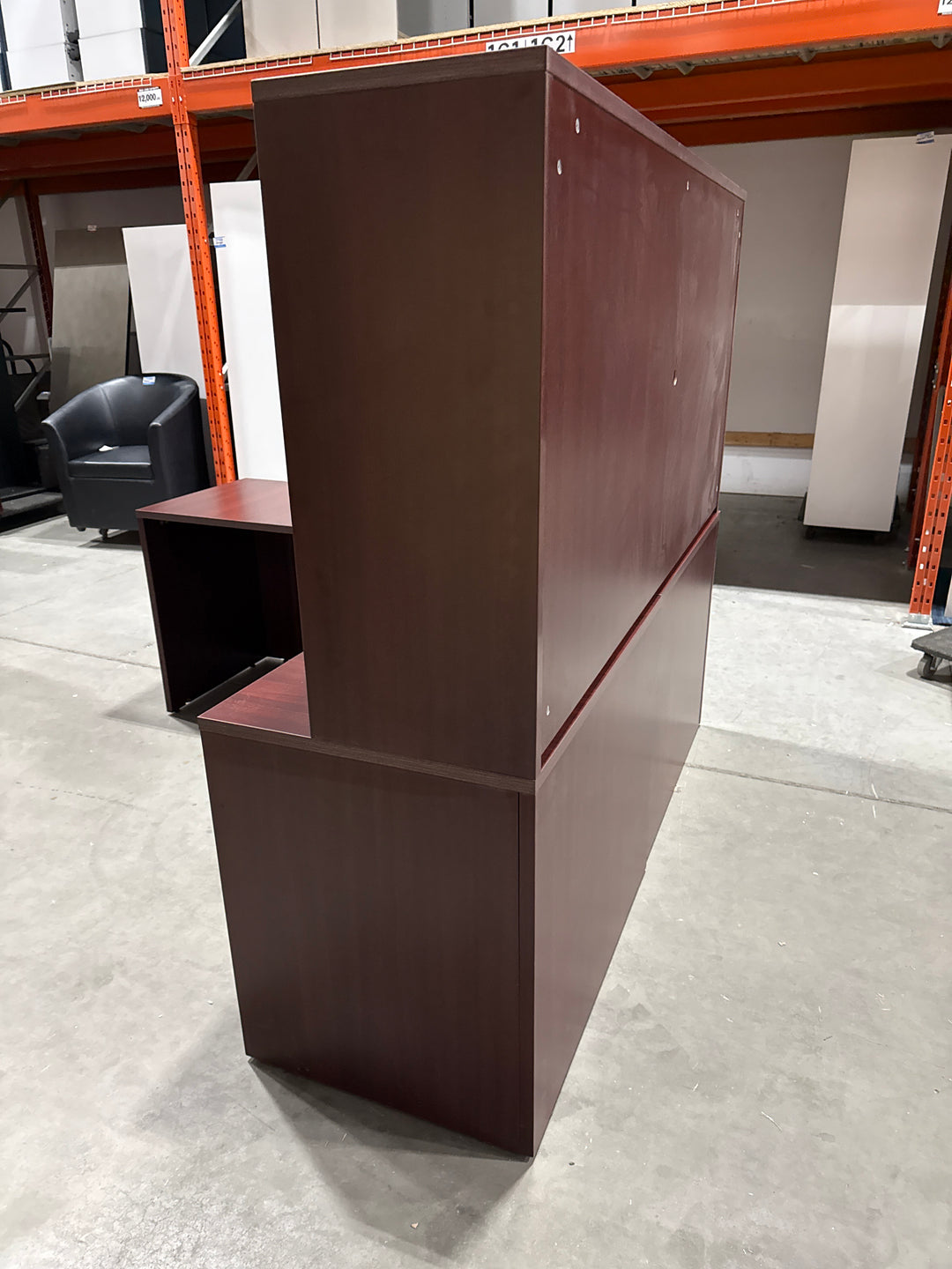 L-Shape Desk w/Hutch