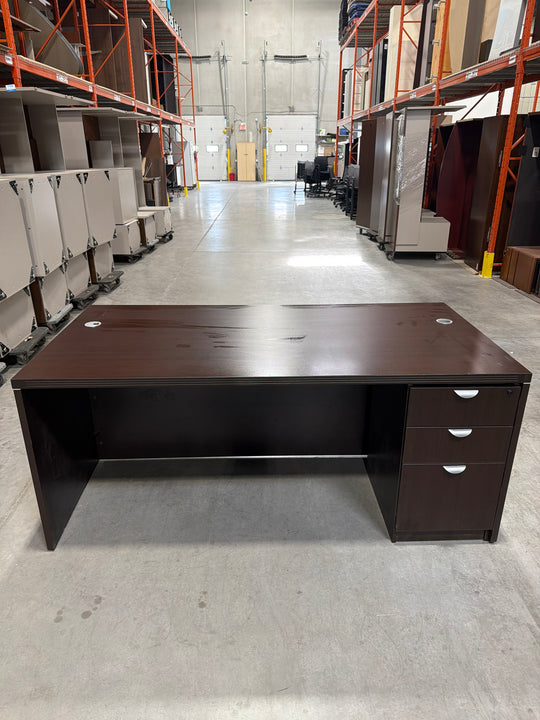 6' Straight Desk w/BBF Ped