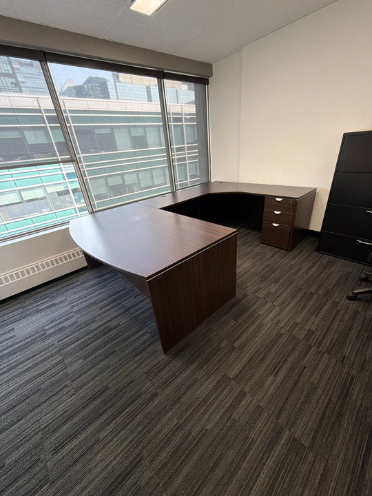 Bow Front U-Shape Desk w/BBF Ped