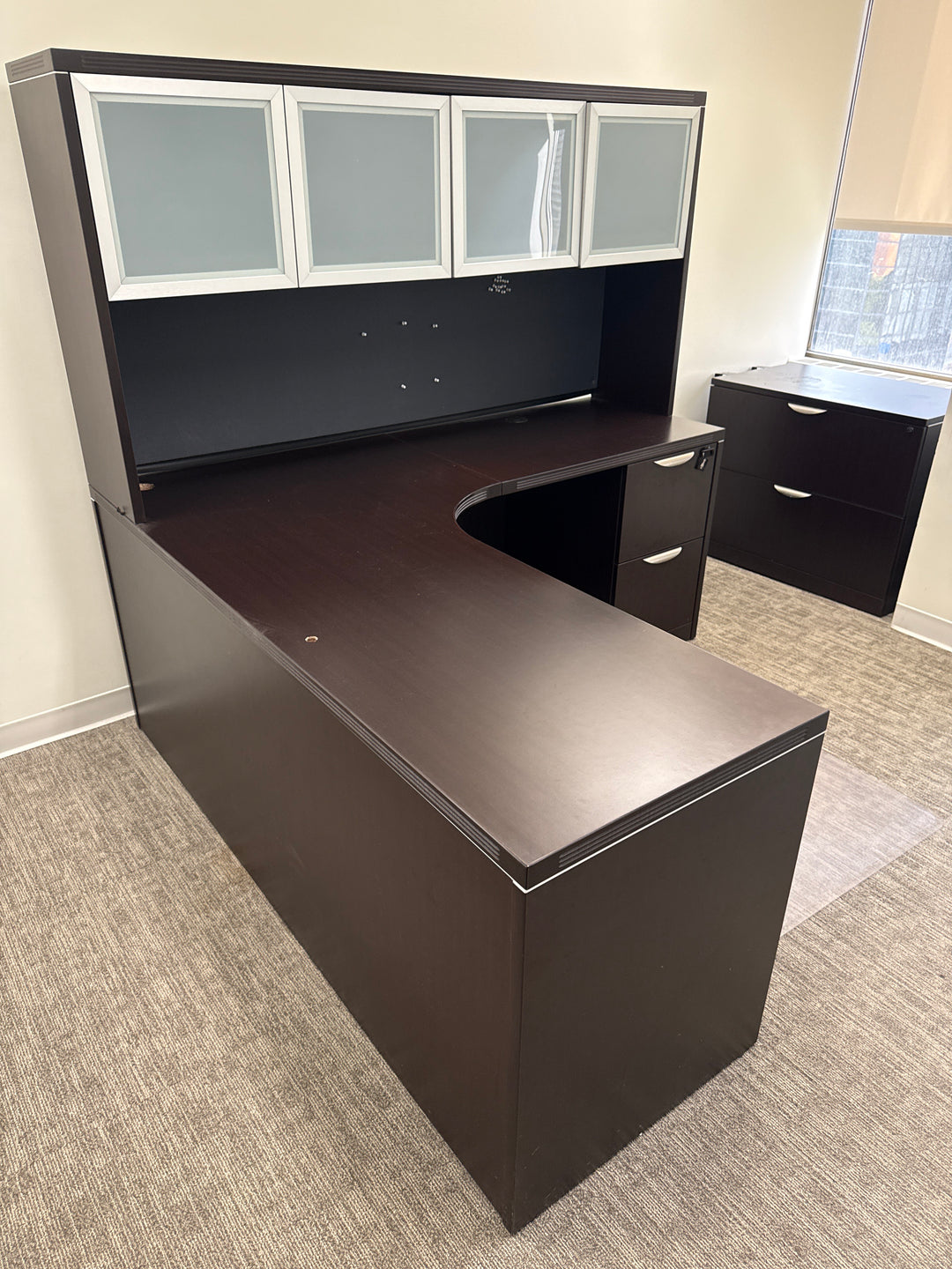 L-Shape Desk w/Hutch, FF Ped