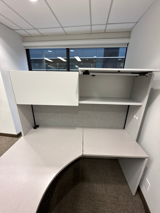 L-Shape Desk w/Hutch, BF Ped