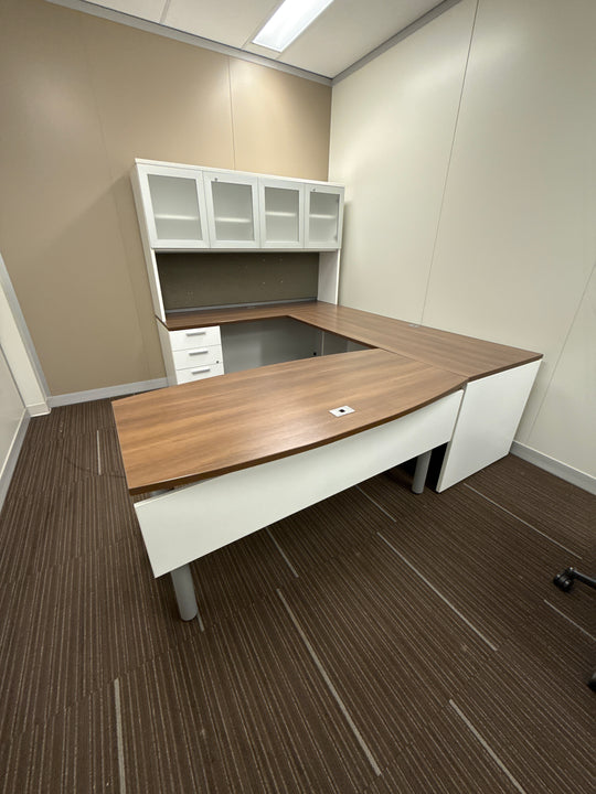 U-Shape Desk w/Hutch, BBF Ped