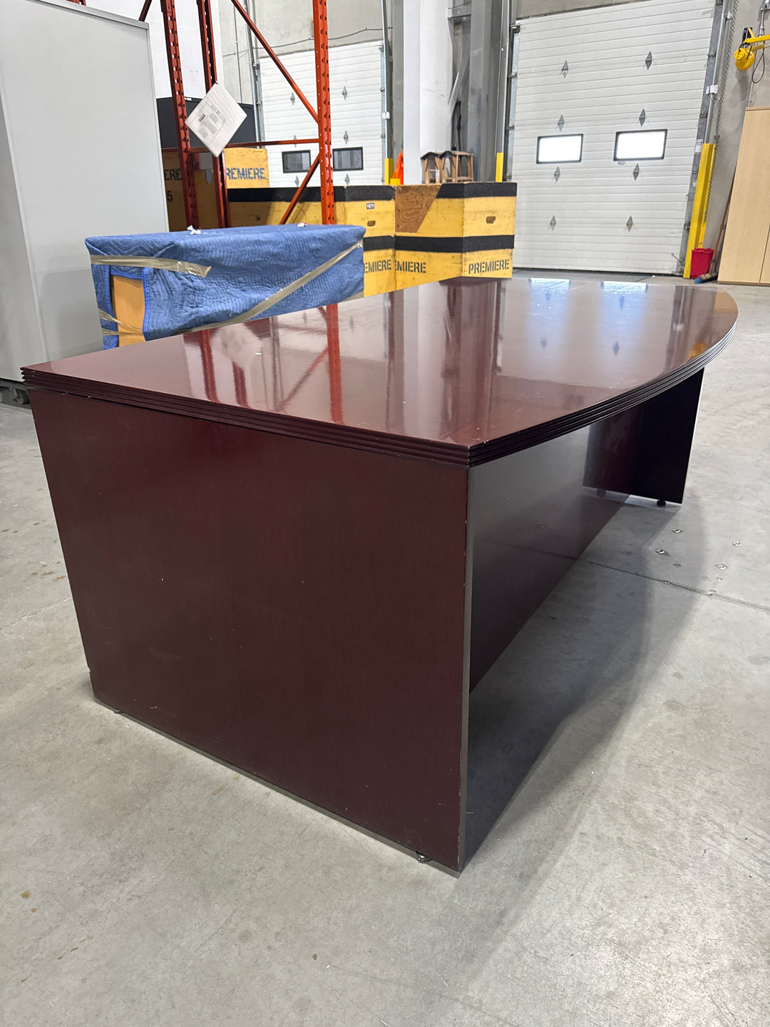 6' Bow Front Straight Desk w/BBF Ped