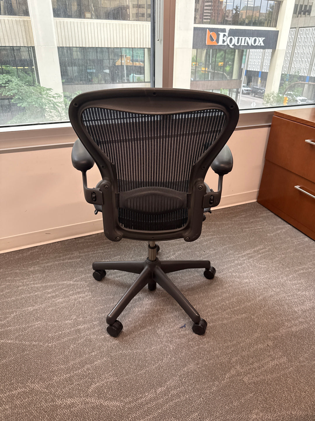 Herman Miller Aeron Size B Task Chair