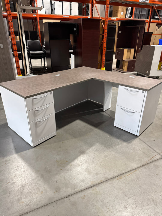 L-Shape Desk w/BBF, FF Ped