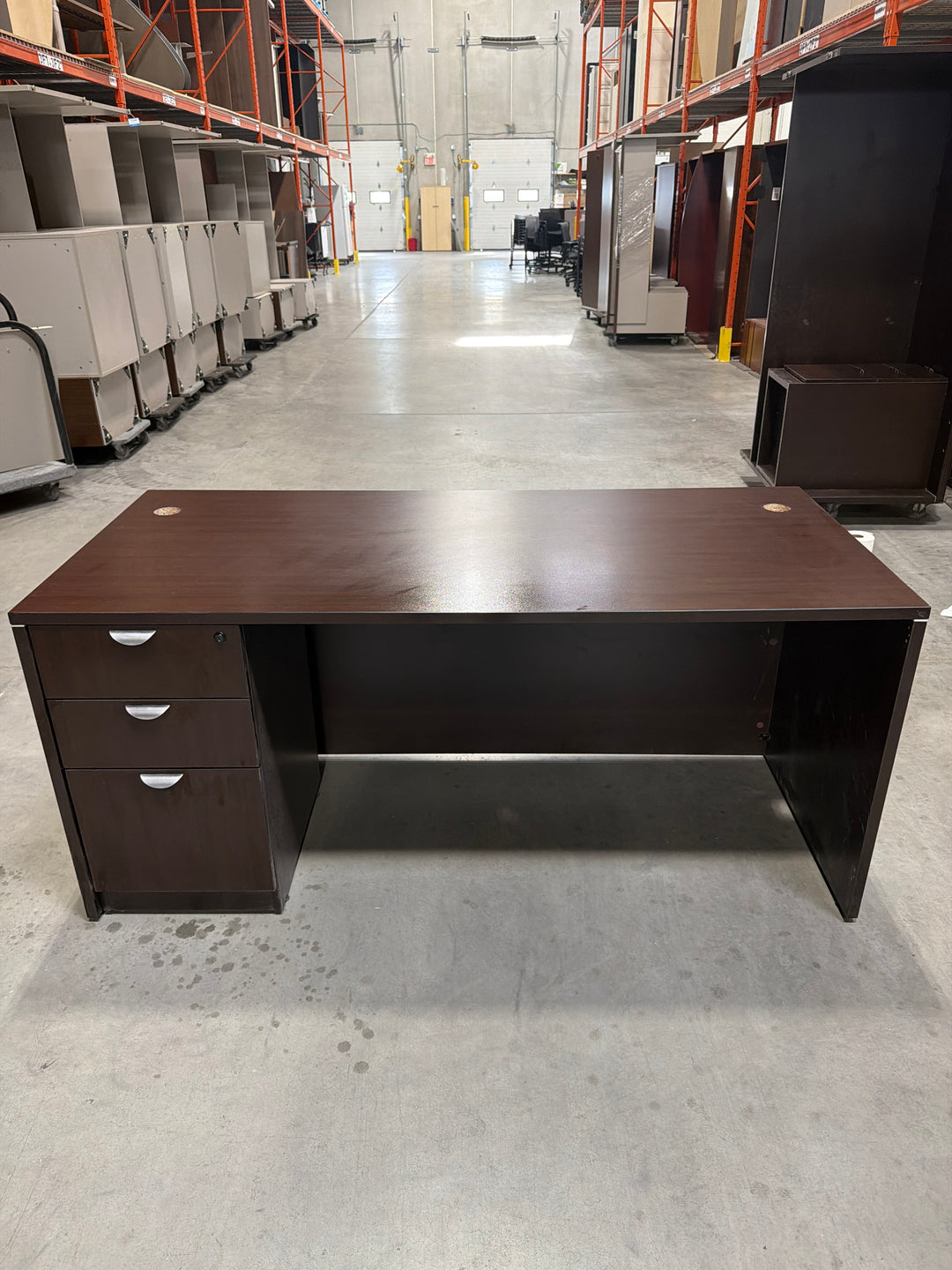 Straight Desk w/ BBF Ped