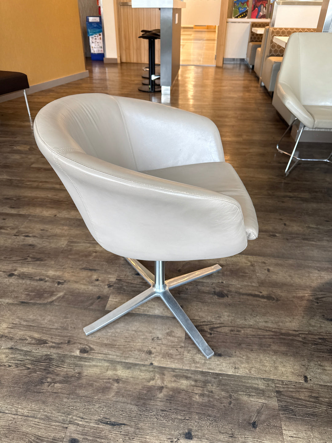 Leather Swivel Tub Chair