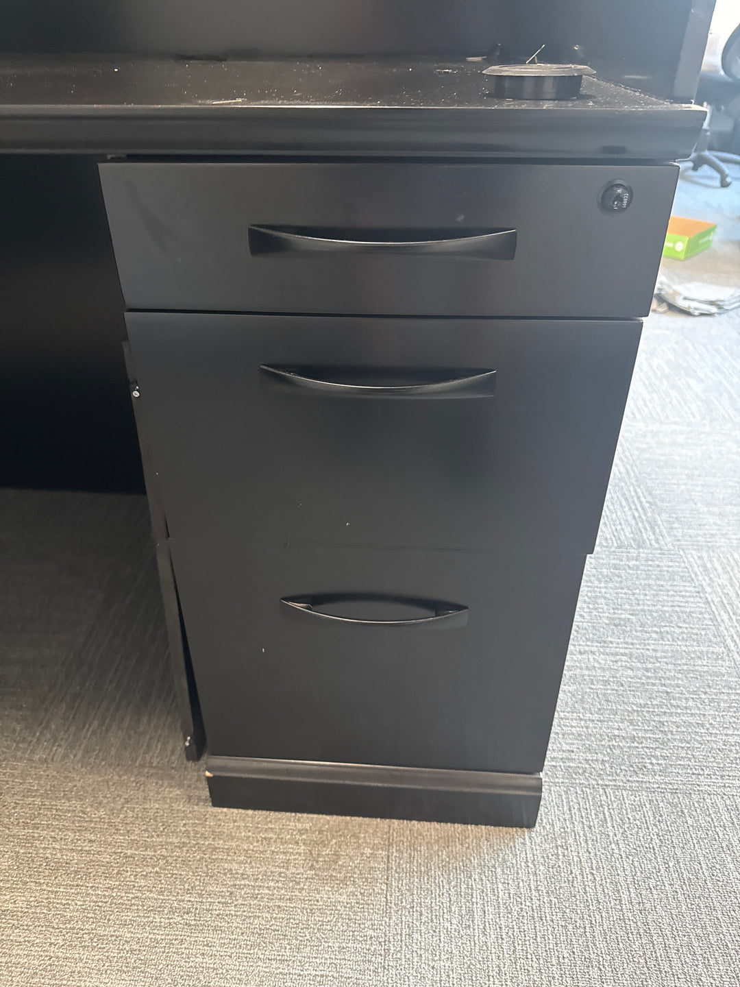 L-Shape Reception Desk w/BBF. FF Ped