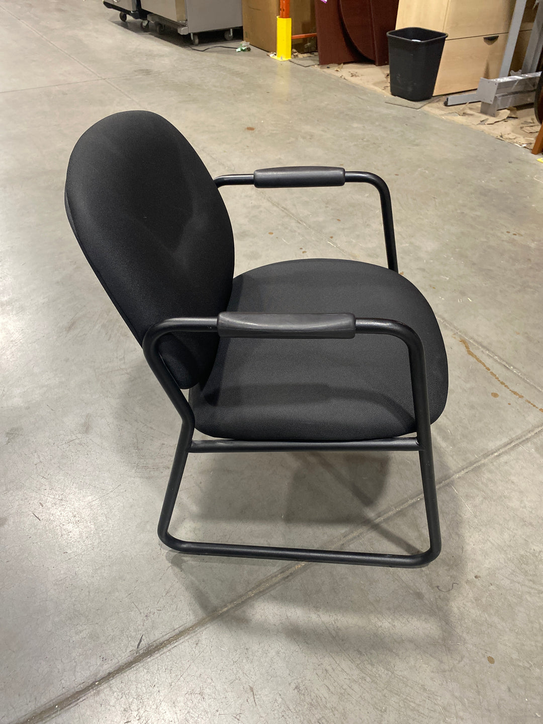 Fabric Sled Base Guest Chair