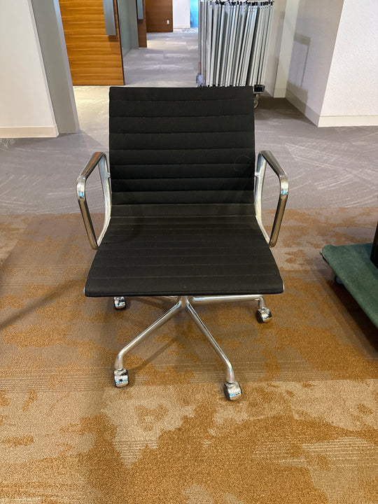 Fabric Meeting Chair