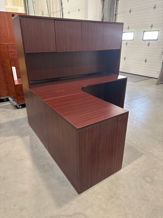 L-Shape Desk w/Hutch, BBF Ped