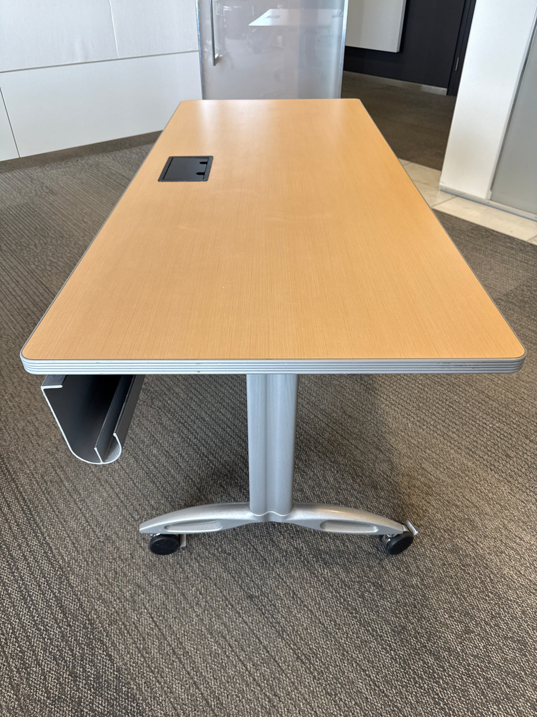 6' Mobile Flip Top Training Table