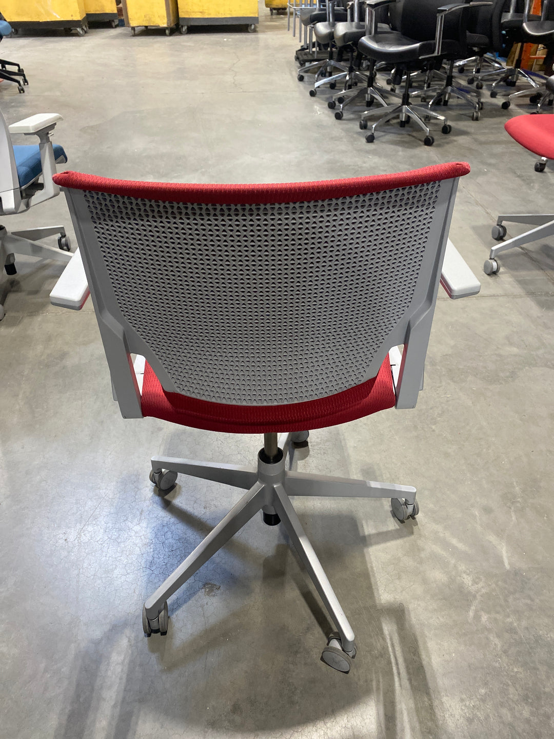 Haworth Meeting Chair
