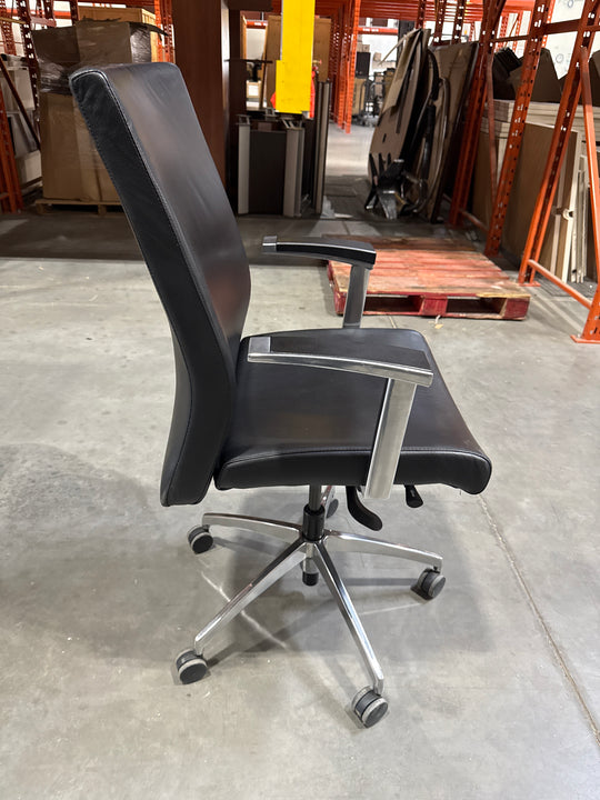 Leather High Back Meeting Chair