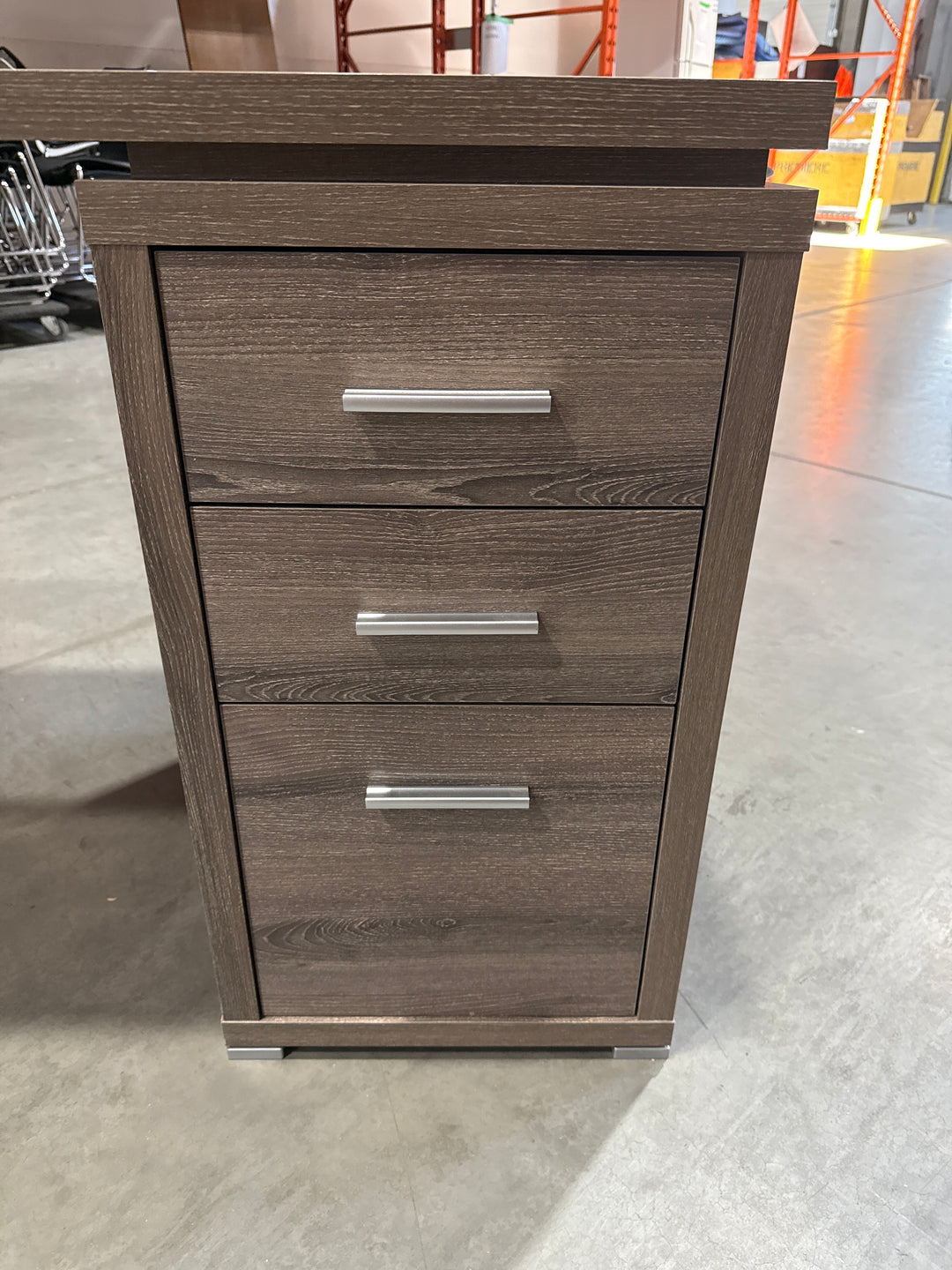 L-Shape Desk w/BBF Ped and Bookcases