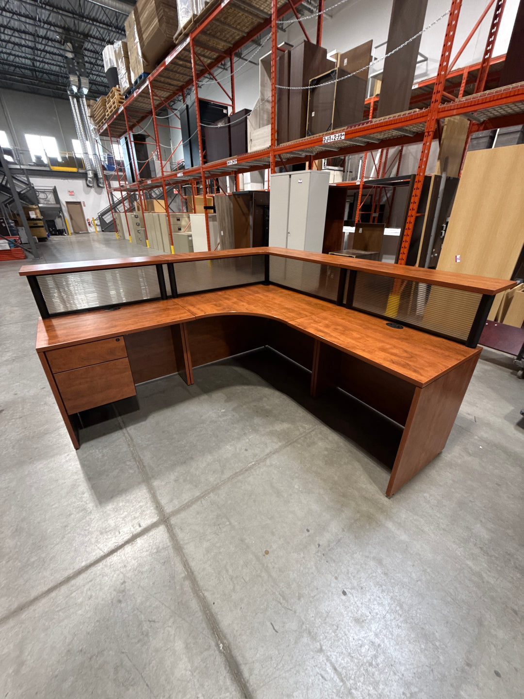 L-Shape Reception Desk w/BBF Ped