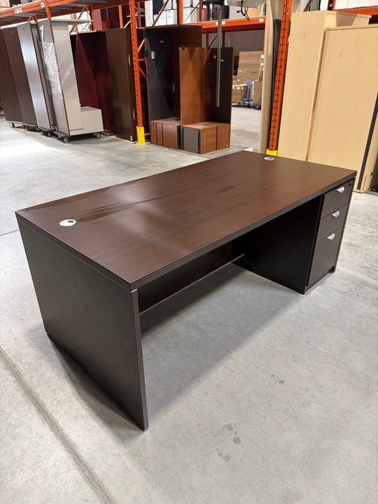 6' Straight Desk w/BBF Ped