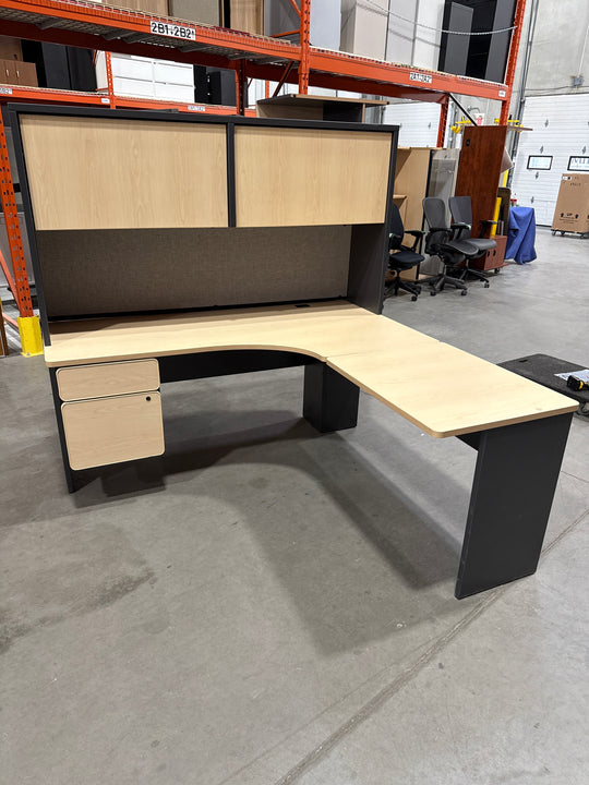 L-Shape Desk w/Hutch and BF Ped