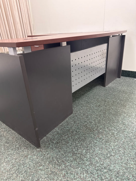 Bow Front L-Shape Desk w/BBF Ped