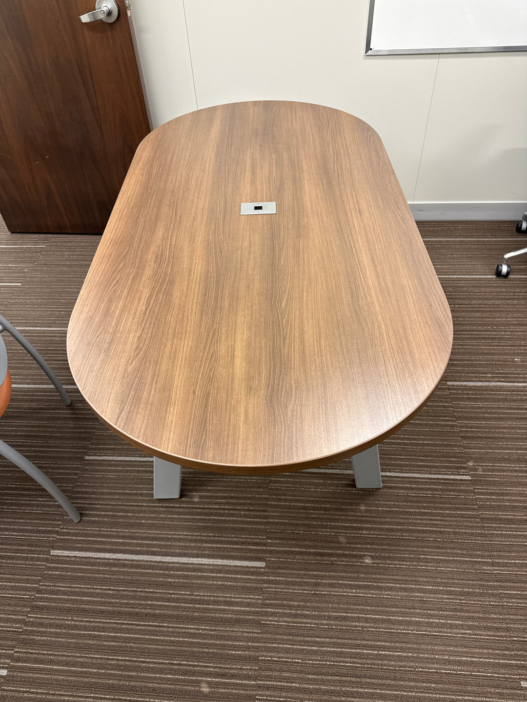 5' Racetrack Meeting Table