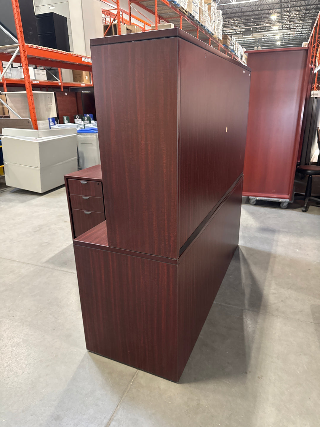 L-Shape Desk w/Hutch, BBF Ped